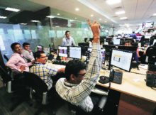 Achiievers Equities Review - Hindi