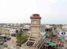 Stock brokers in Deesa